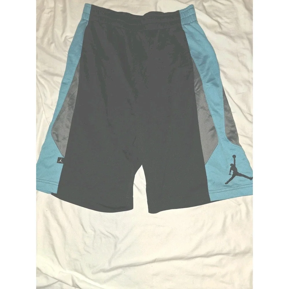 Retro Jordan Brand Mens Shorts Size‎ Medium. Rare HO130508YAN
